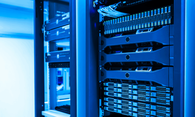 SEO hosting jak wybrać i dlaczego wspiera pozycjonowanie stron