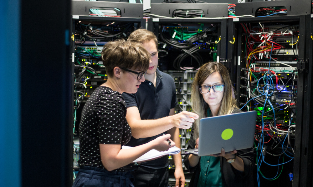 Jak założyć własny serwer Minecraft szybko i bezpiecznie